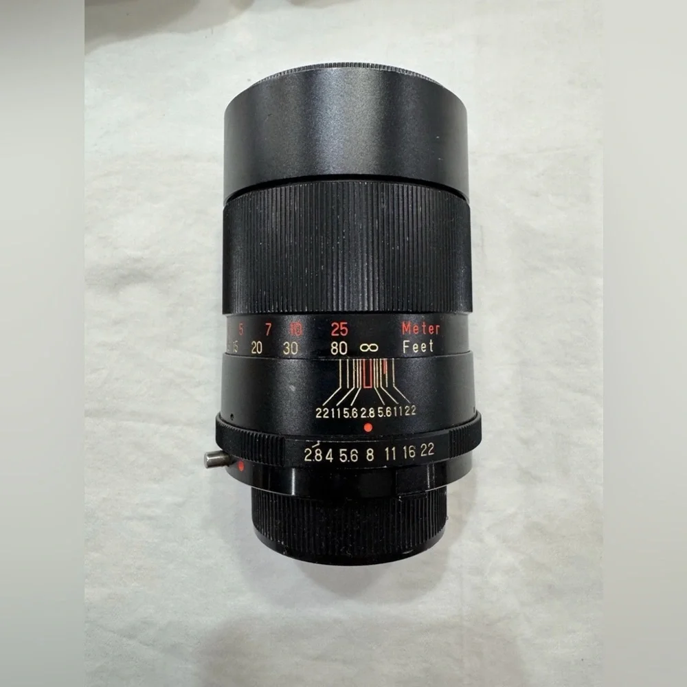 Vivitar 135mm F2.8 Auto Telephoto‎ Close Focus 135mm Lens